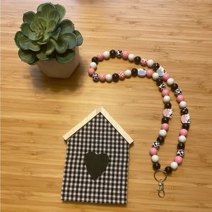 𝅺HANDMADE wooden bead cow lanyard